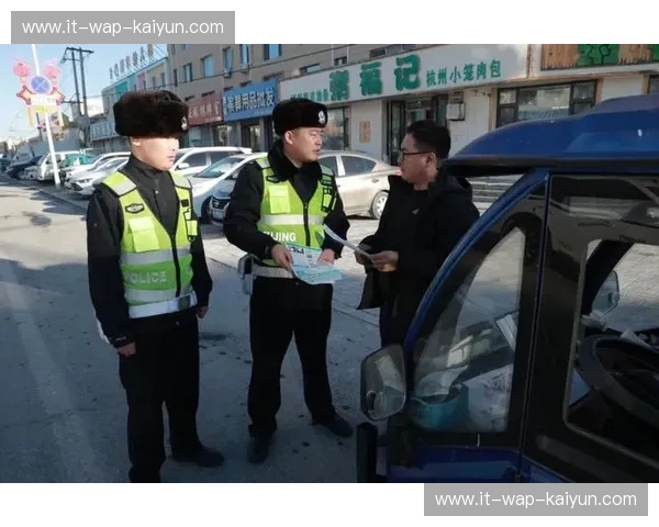 头盔——守护每一次出发的无声英雄